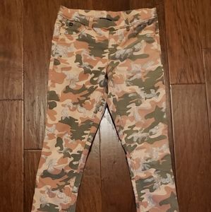 Skinny Camelfluge Stretch Pants